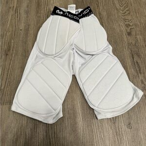 McDavid Shorts Mens Small White Nylon USA Padded compression shorts